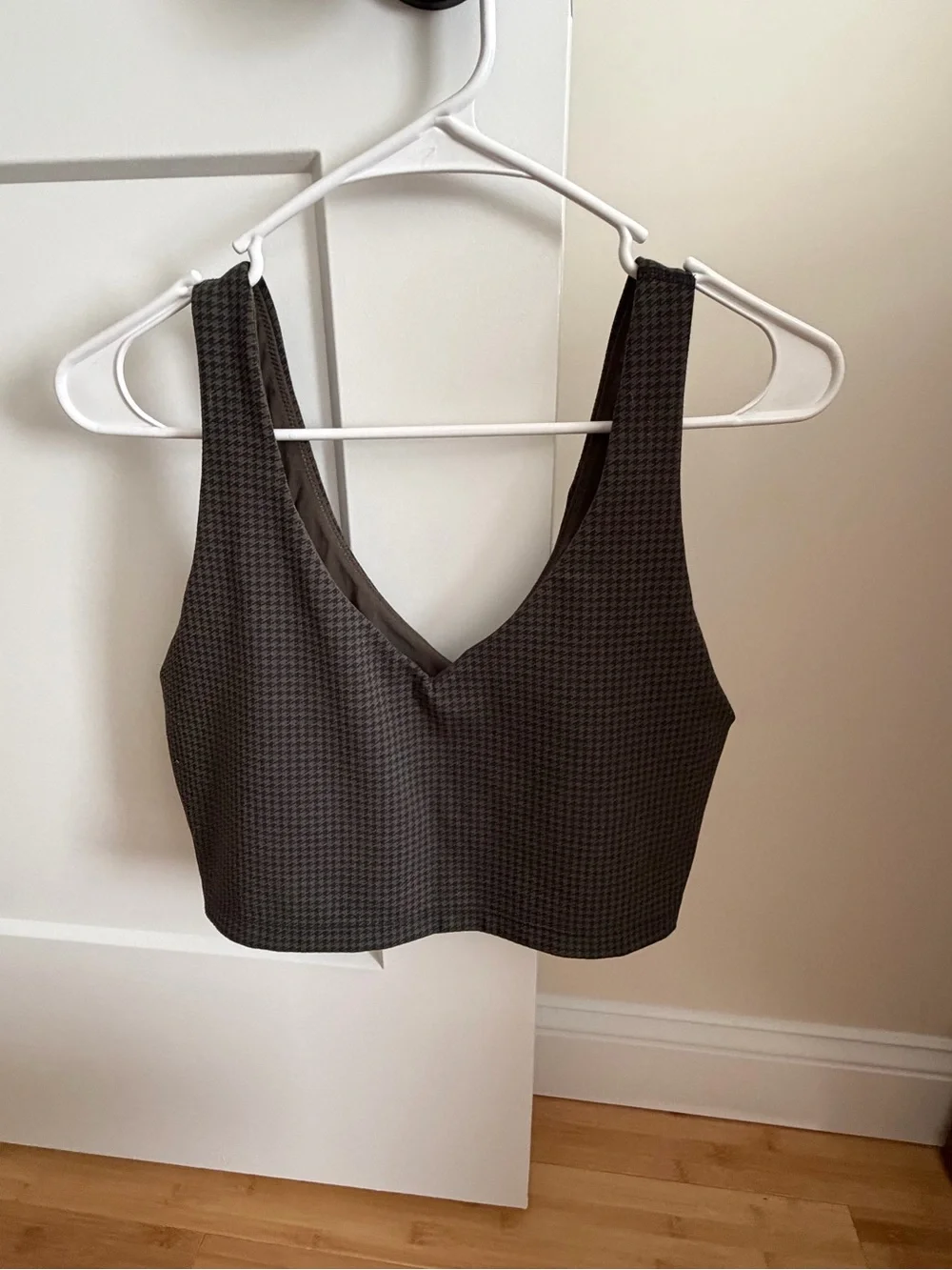 Aerie offline active matching set in Dark Green Houndstooth